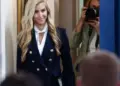 Katie Zacharia renuncia como portavoz de la Casa Blanca