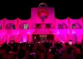 Benito Juarez se pinta de rosa para promover la deteccion del cancer de mama