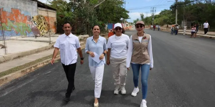 Mejora Ana Paty Peralta infraestructura urbana en Avenida Galaxias del Sol