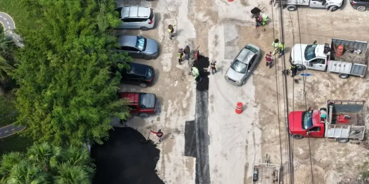 Trabajos provisionales mejoran transito en avenida De los Colegios de Cancun