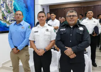Ana Paty Peralta toma protesta a directores de Transito y Policia Turistica