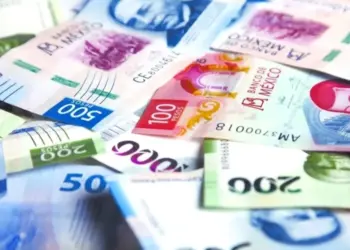 El peso mexicano se aprecia ante la debilidad del dólar