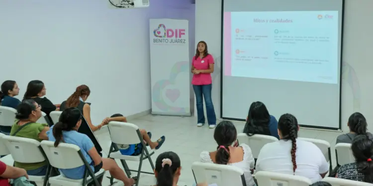 DIF Benito Juárez refuerza prevención del cáncer de mama con pláticas