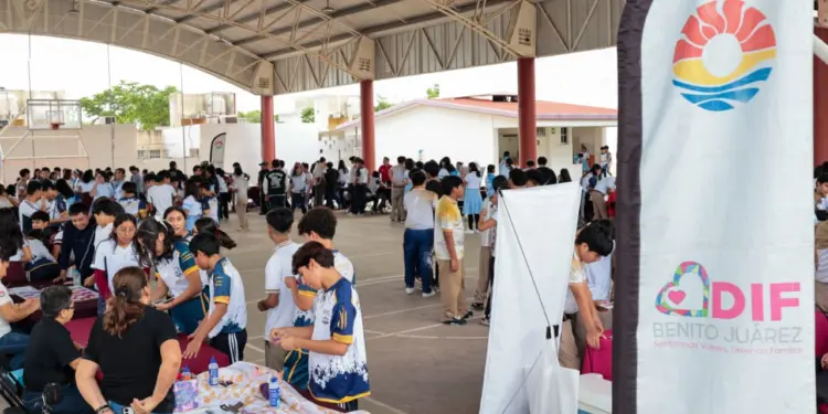 DIF Benito Juarez realiza feria de prevencion de violencia escolar