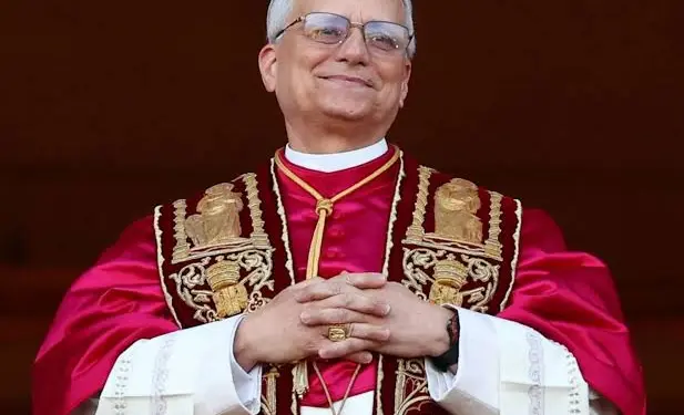 Papa León XIV: le extirpan un tumor del pulmón