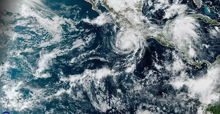 Trudy se debilita, pero mantiene riesgo de lluvias e inundaciones